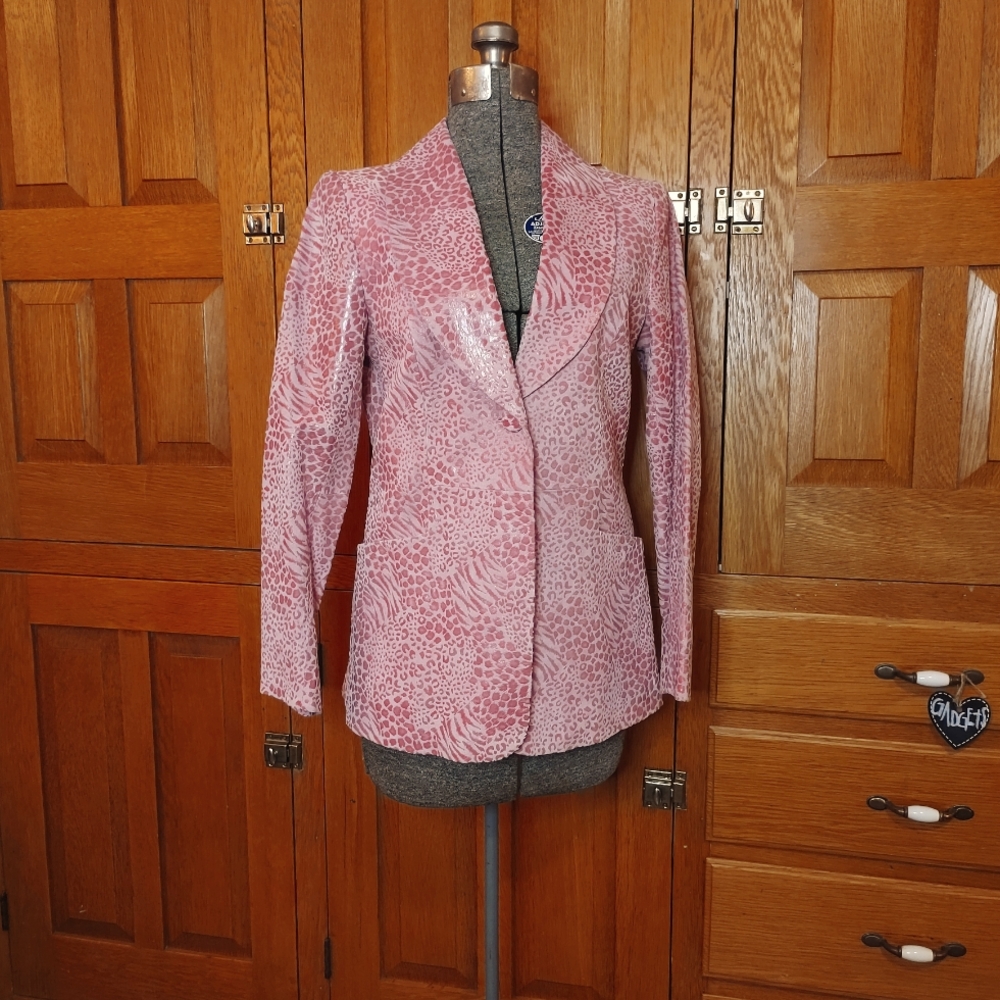 Pamela McCoy pink leather leopard animal print blazer jacket
